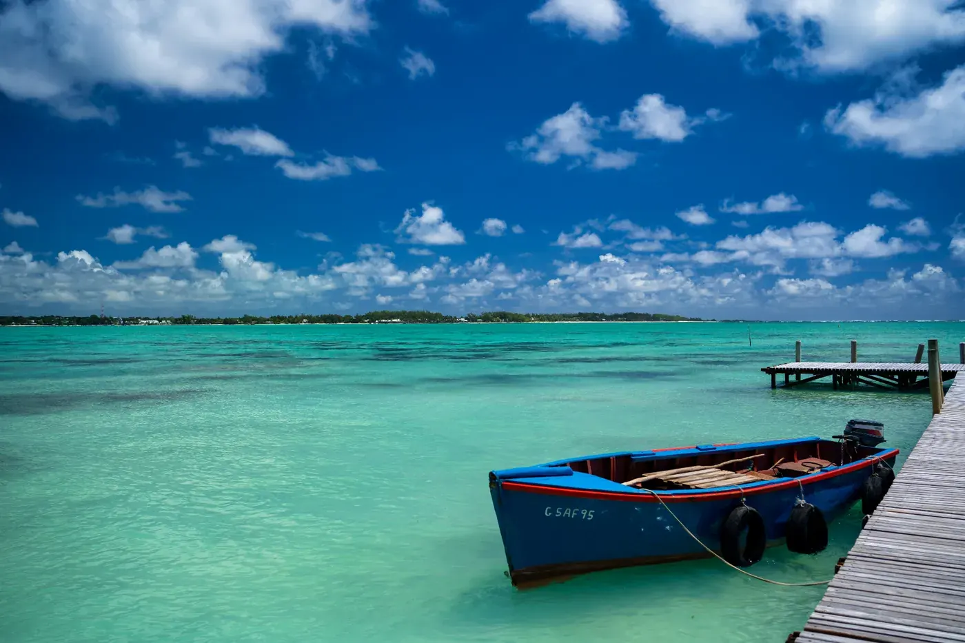 Hidden beach Mourouk Beach in Mauritius — secret tip